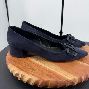 Renatta JOP Navy Suede Pointy Toe Low Heels With Chain Made In Spain SZ 41 11